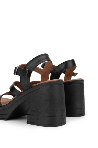  Tamer Tanca Kadın Hakiki Deri Siyah Deri Topuklu Sandalet