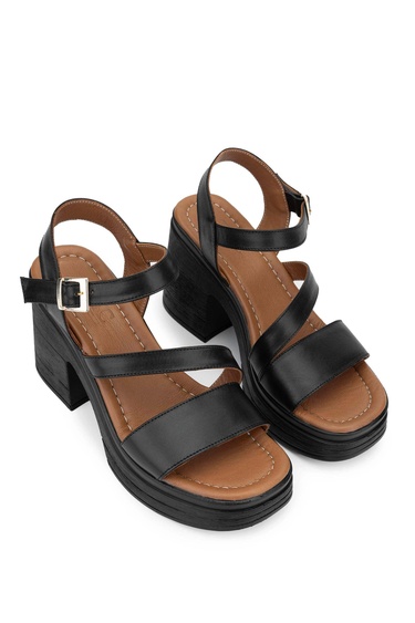  Tamer Tanca Kadın Hakiki Deri Siyah Deri Topuklu Sandalet