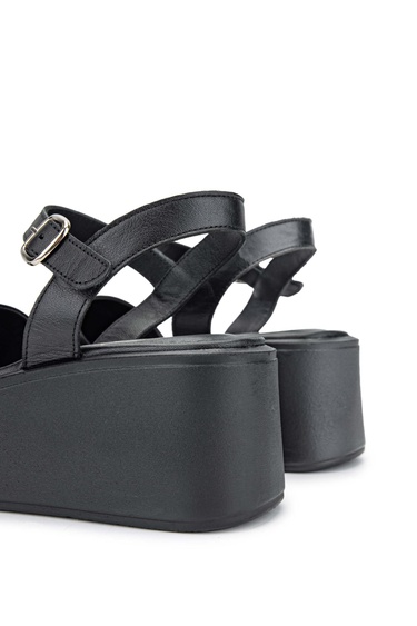  Tamer Tanca Kadın Hakiki Deri Siyah Deri Topuklu Sandalet