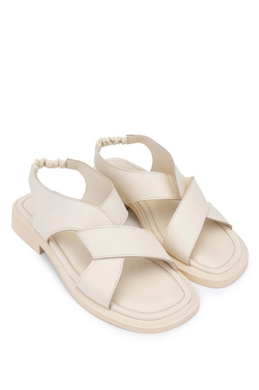  Tamer Tanca Kadın Hakiki Deri Bej Topuklu Sandalet