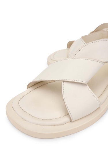  Tamer Tanca Kadın Hakiki Deri Bej Topuklu Sandalet