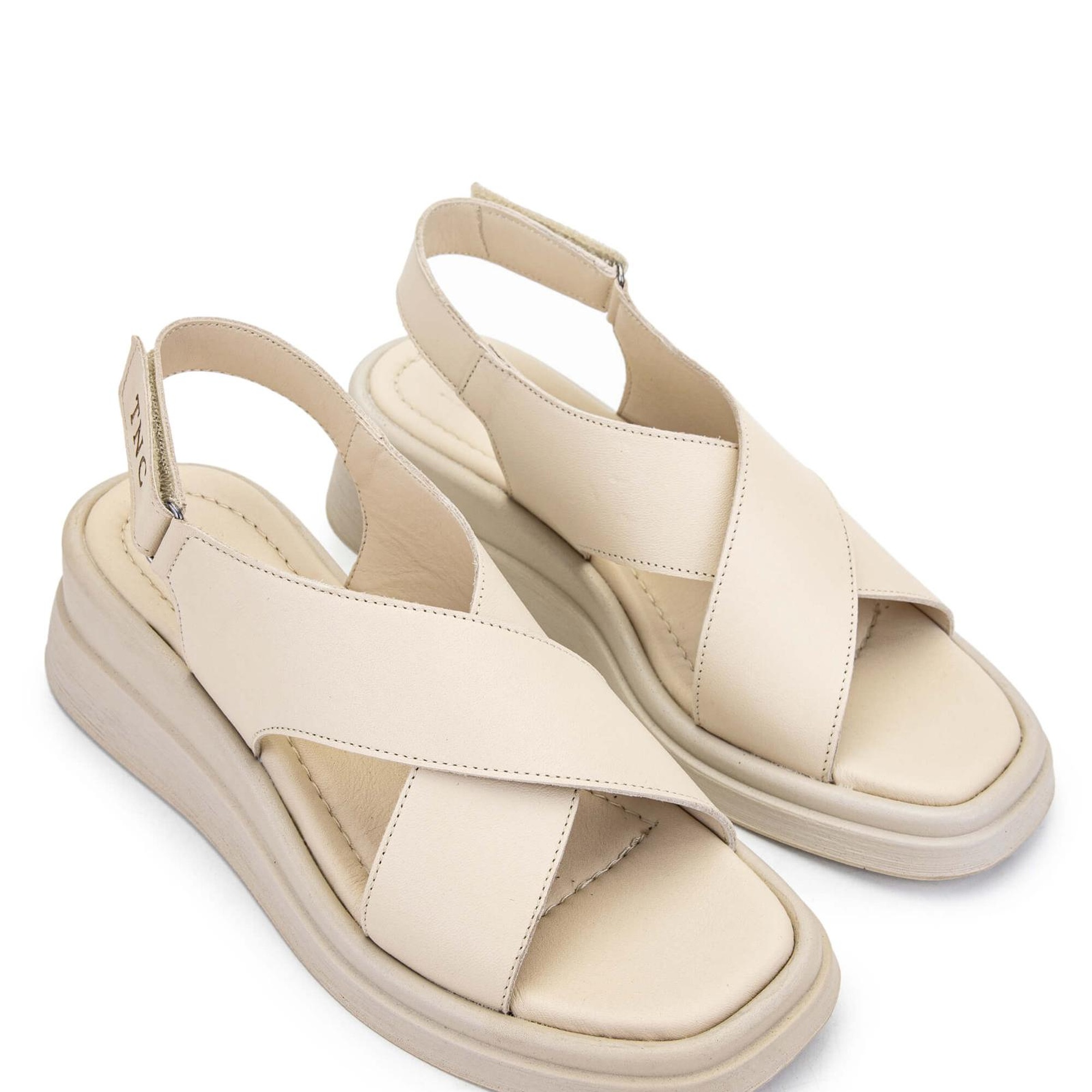 Tamer Tanca Kadın Hakiki Deri Bej Topuklu Sandalet