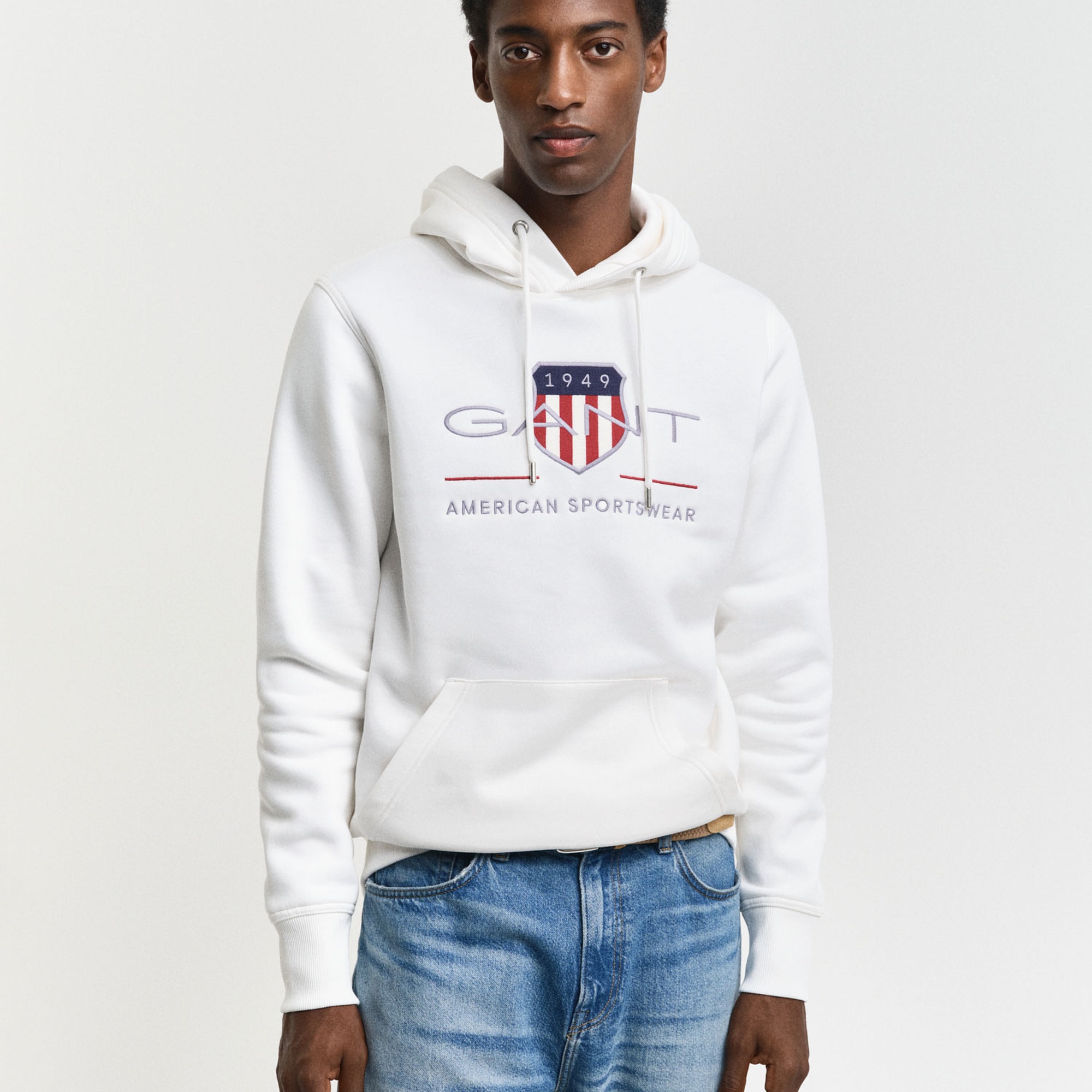GANT Erkek Beyaz Regular Fit Kapüşonlu Logolu Sweatshirt