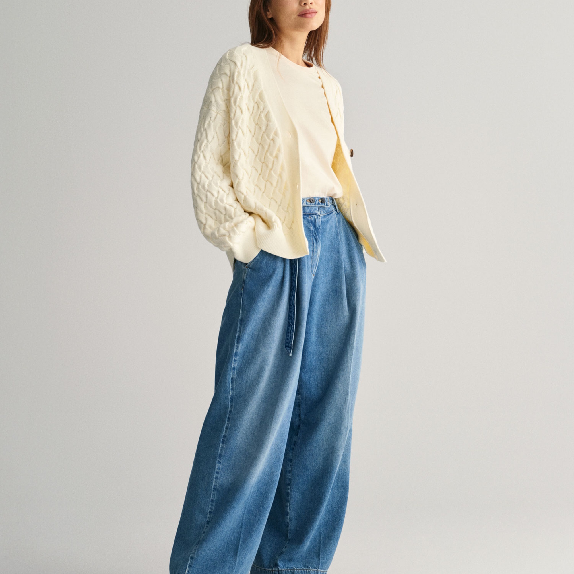 GANT Kadın Bej Regular Fit Bisiklet Yaka Logolu T-shirt