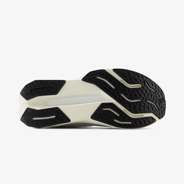  New Balance FuelCell Propel v5 Kadın Beyaz Koşu Ayakkabısı