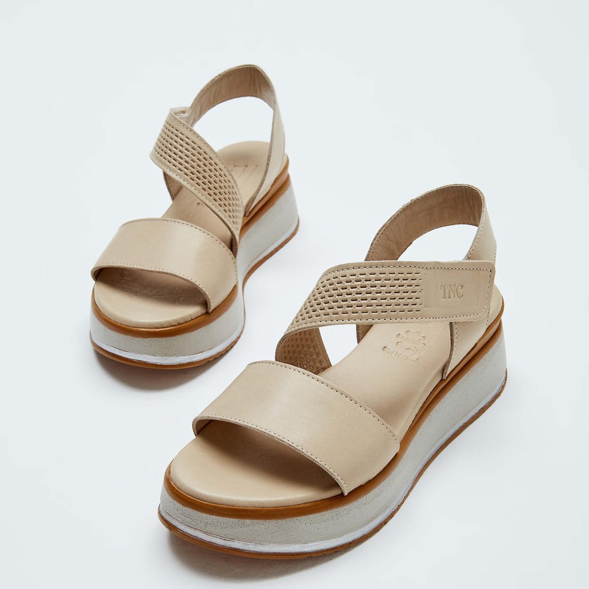 Tamer Tanca Kadın Hakiki Deri Bej Topuklu Sandalet