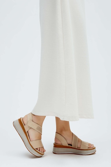  Tamer Tanca Kadın Hakiki Deri Bej Topuklu Sandalet