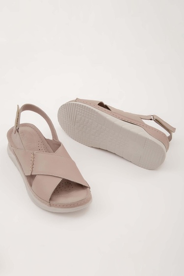  Tamer Tanca Kadın Hakiki Deri Taş Günlük Sandalet