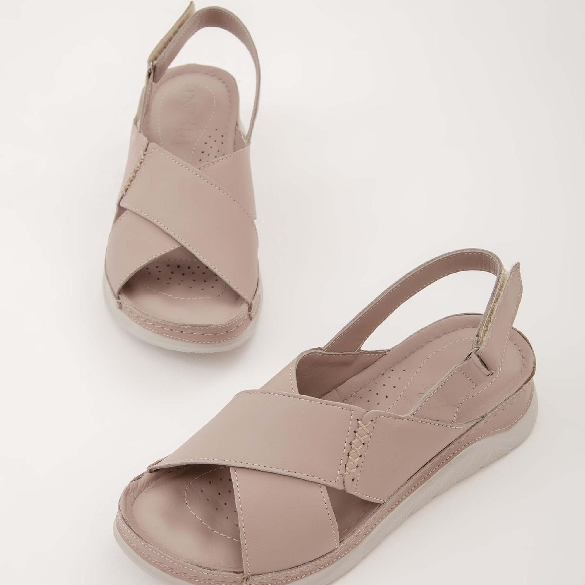 Tamer Tanca Kadın Hakiki Deri Taş Günlük Sandalet