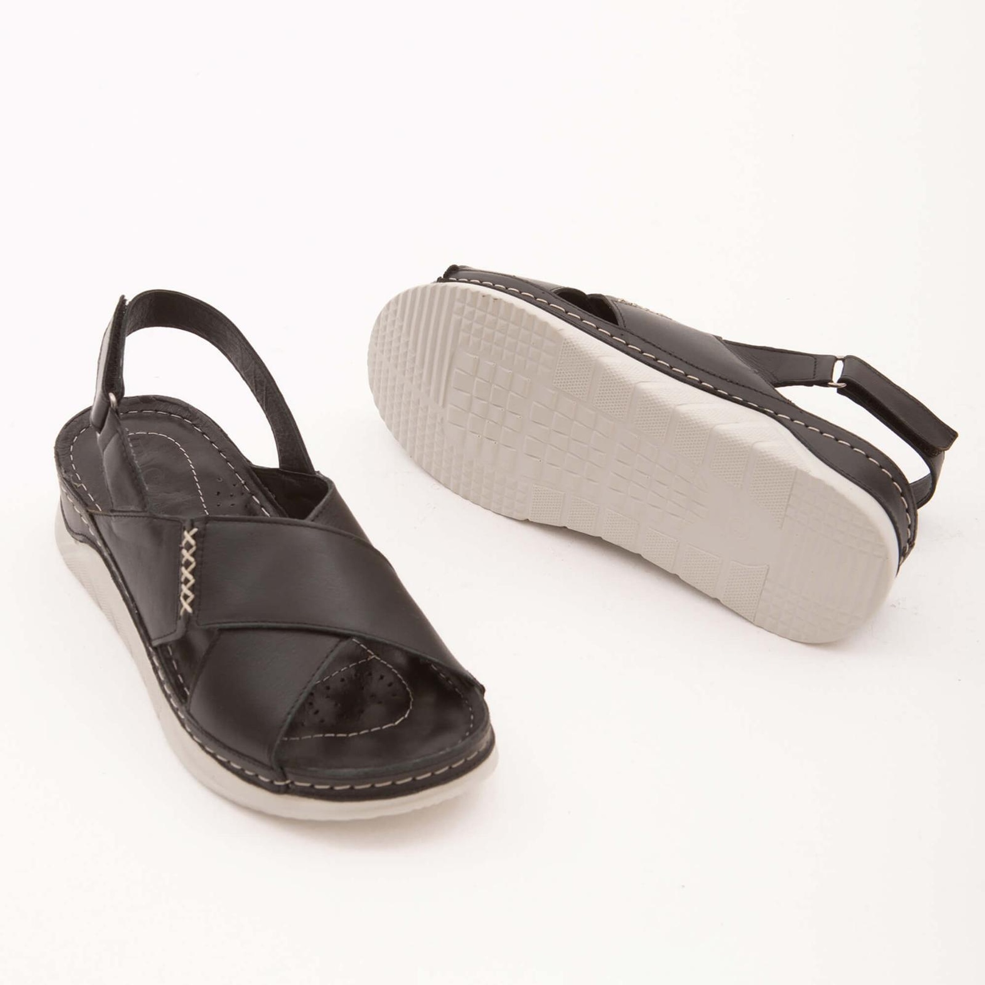 Tamer Tanca Kadın Hakiki Deri Siyah Günlük Sandalet