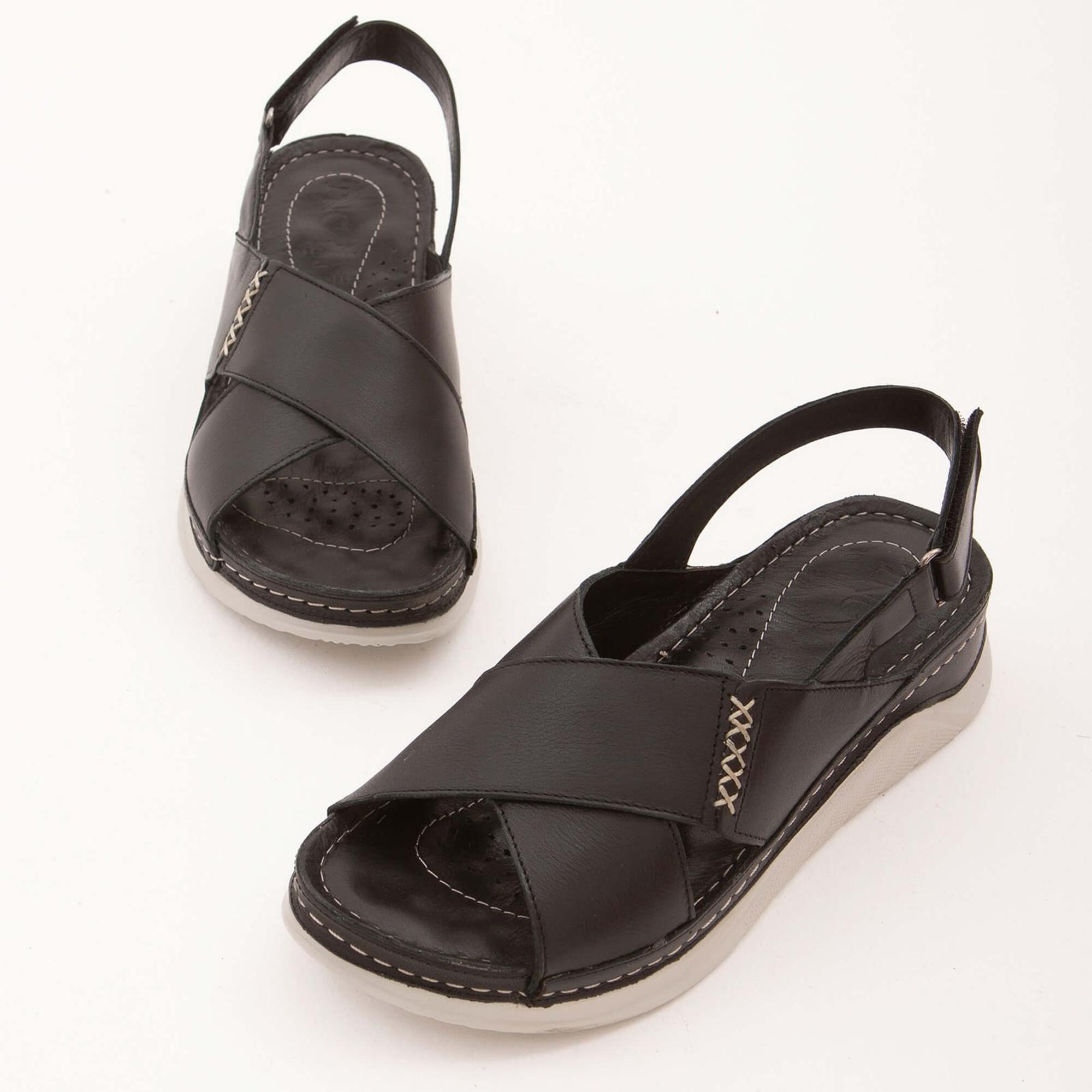 Tamer Tanca Kadın Hakiki Deri Siyah Günlük Sandalet