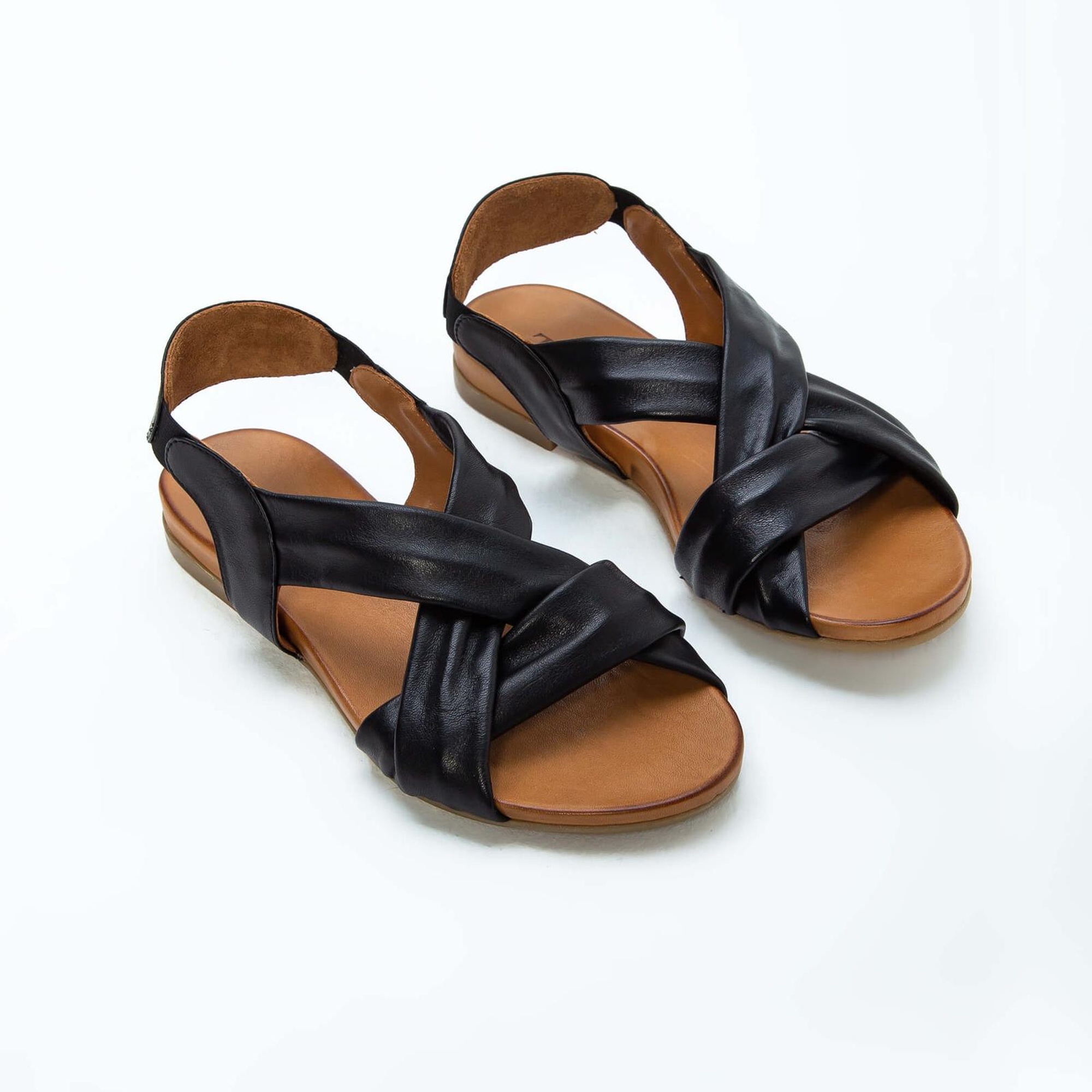 Tamer Tanca Kadın Hakiki Deri Siyah Deri Düz Sandalet
