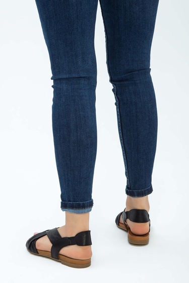  Tamer Tanca Kadın Hakiki Deri Siyah Deri Düz Sandalet