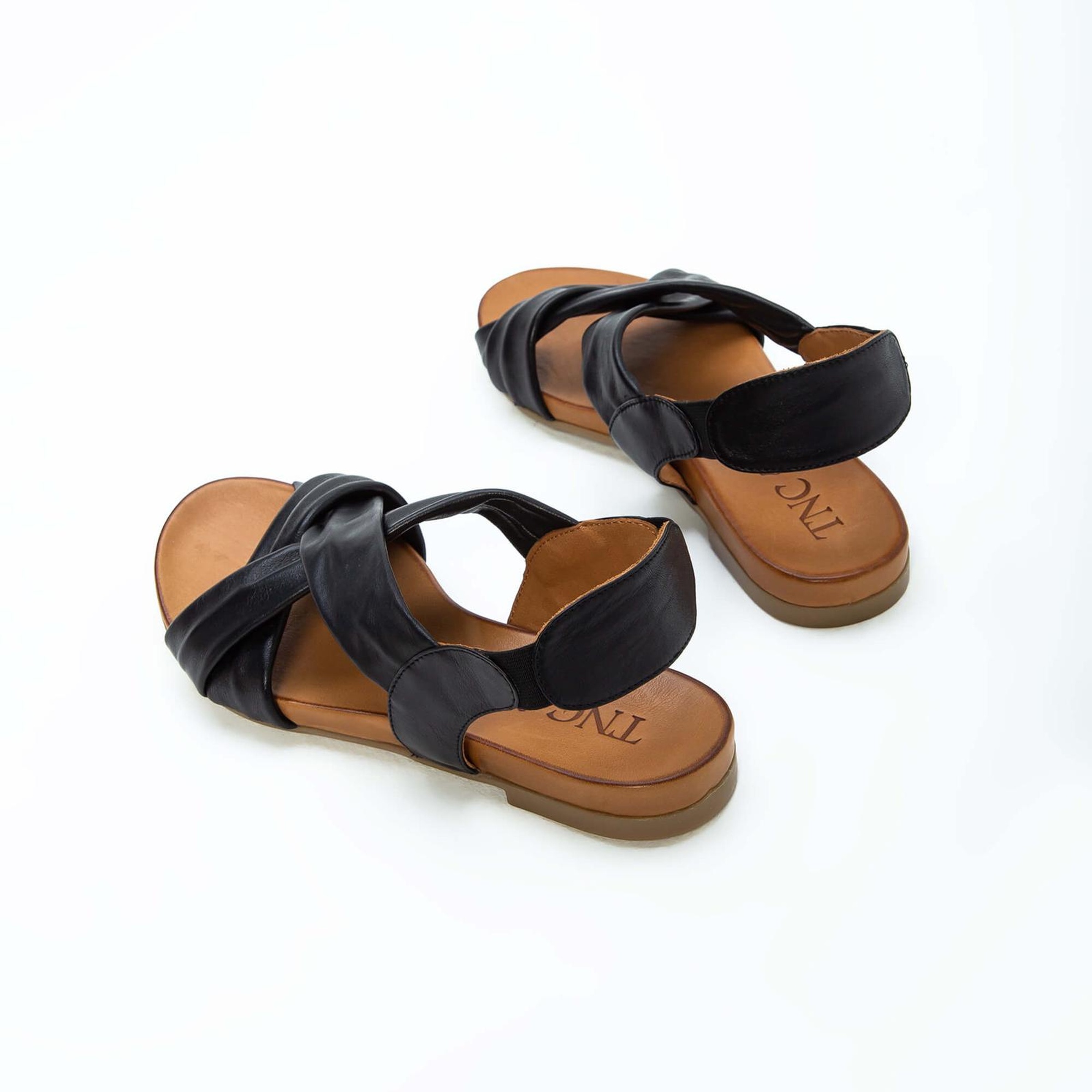 Tamer Tanca Kadın Hakiki Deri Siyah Deri Düz Sandalet