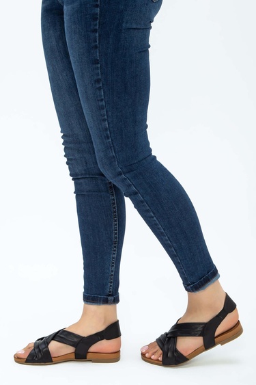  Tamer Tanca Kadın Hakiki Deri Siyah Deri Düz Sandalet