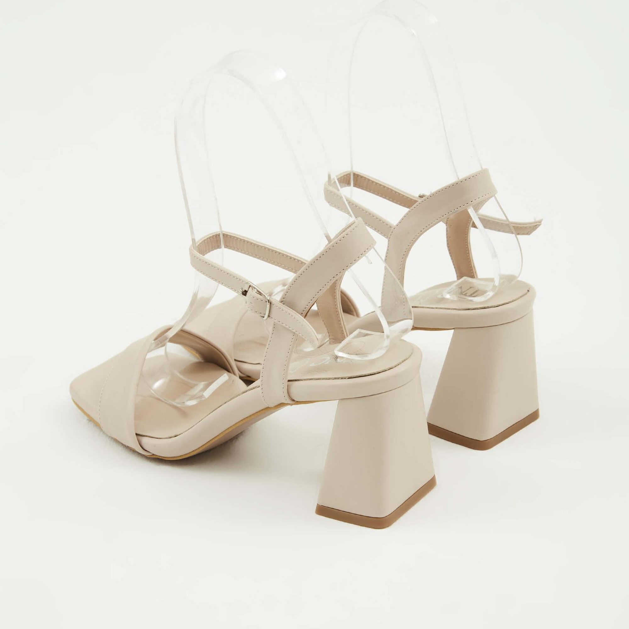 Tamer Tanca Kadın Hakiki Deri Bej Topuklu Sandalet