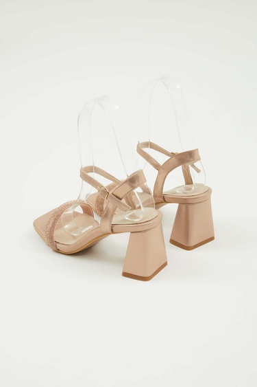 Tamer Tanca Kadın Hakiki Deri Nude Topuklu Sandalet