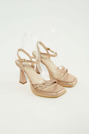  Tamer Tanca Kadın Hakiki Deri Rose Metalik Topuklu Sandalet