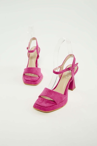  Tamer Tanca Kadın Hakiki Deri Pembe Topuklu Sandalet