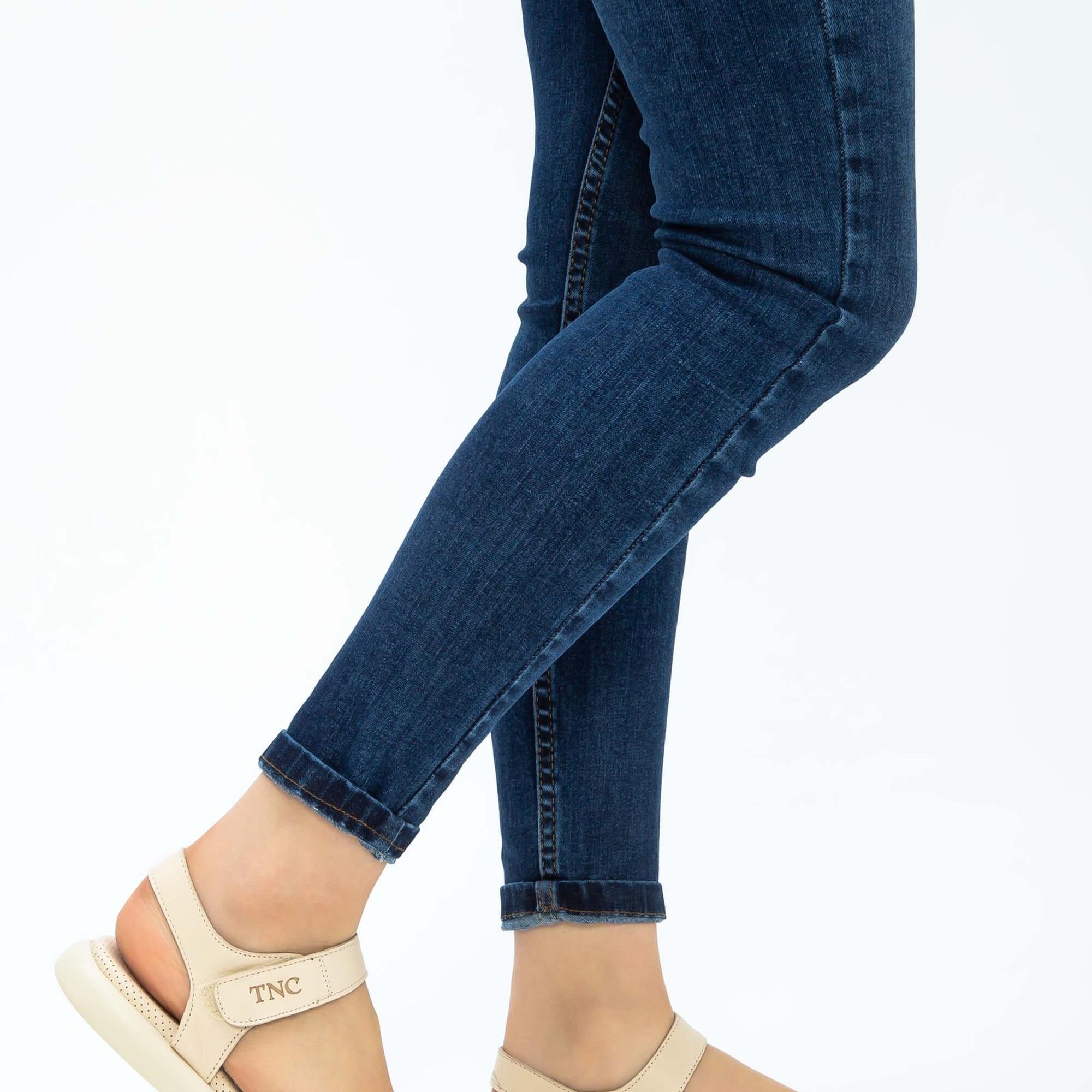 Tamer Tanca Kadın Hakiki Deri Bej Düz Sandalet