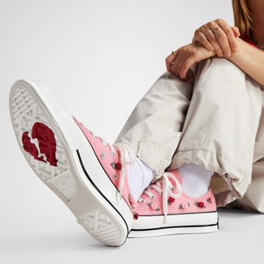  Converse Chuck 70 Roses Unisex Pembe Sneaker