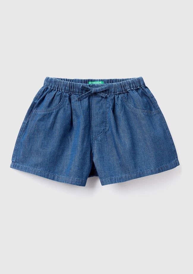  Kız Çocuk Koyu Denim Beli Büzgülü Arka Cebi Logo İşlemeli Şort