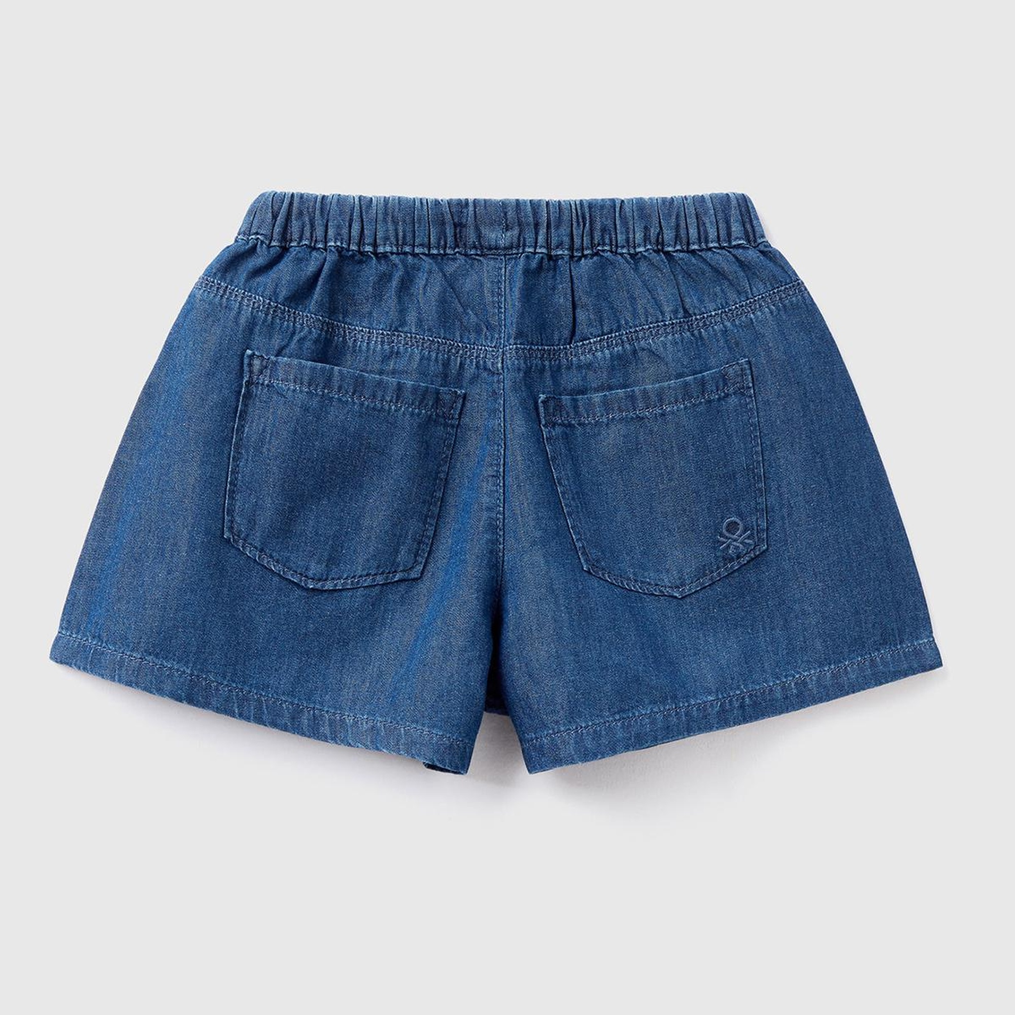 Kız Çocuk Koyu Denim Beli Büzgülü Arka Cebi Logo İşlemeli Şort