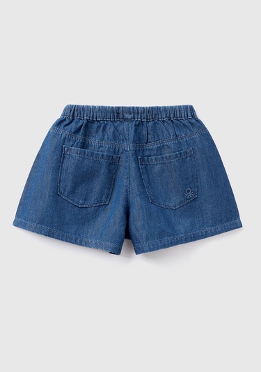  Kız Çocuk Koyu Denim Beli Büzgülü Arka Cebi Logo İşlemeli Şort