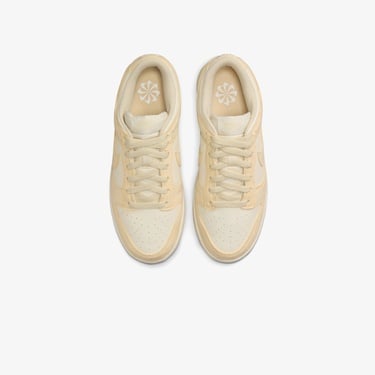  Nike Dunk Low Kadın Krem Rengi Spor Ayakkabı