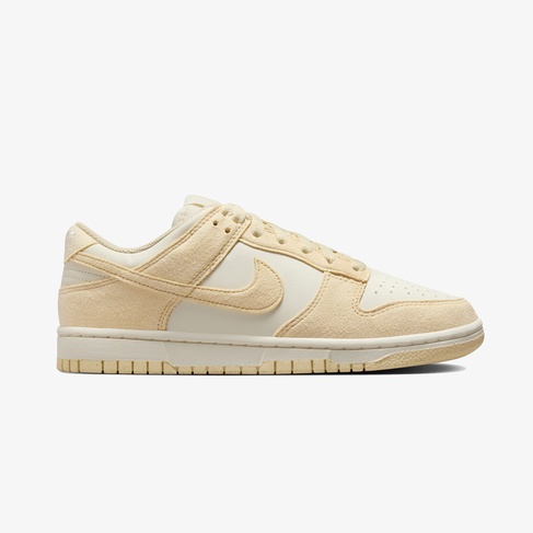 Nike Dunk Low Kadın Krem Rengi Spor Ayakkabı