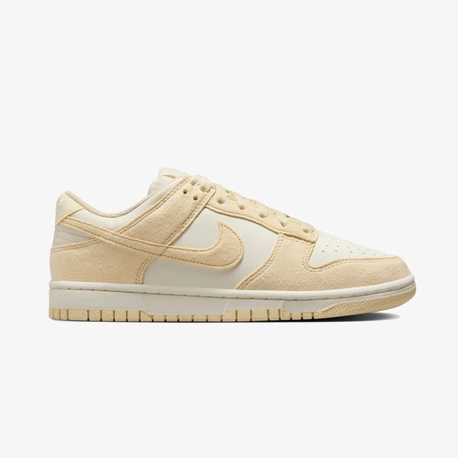  Nike Dunk Low Kadın Krem Rengi Spor Ayakkabı