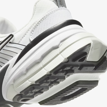  Nike V2K Run Kadın Beyaz Spor Ayakkabı