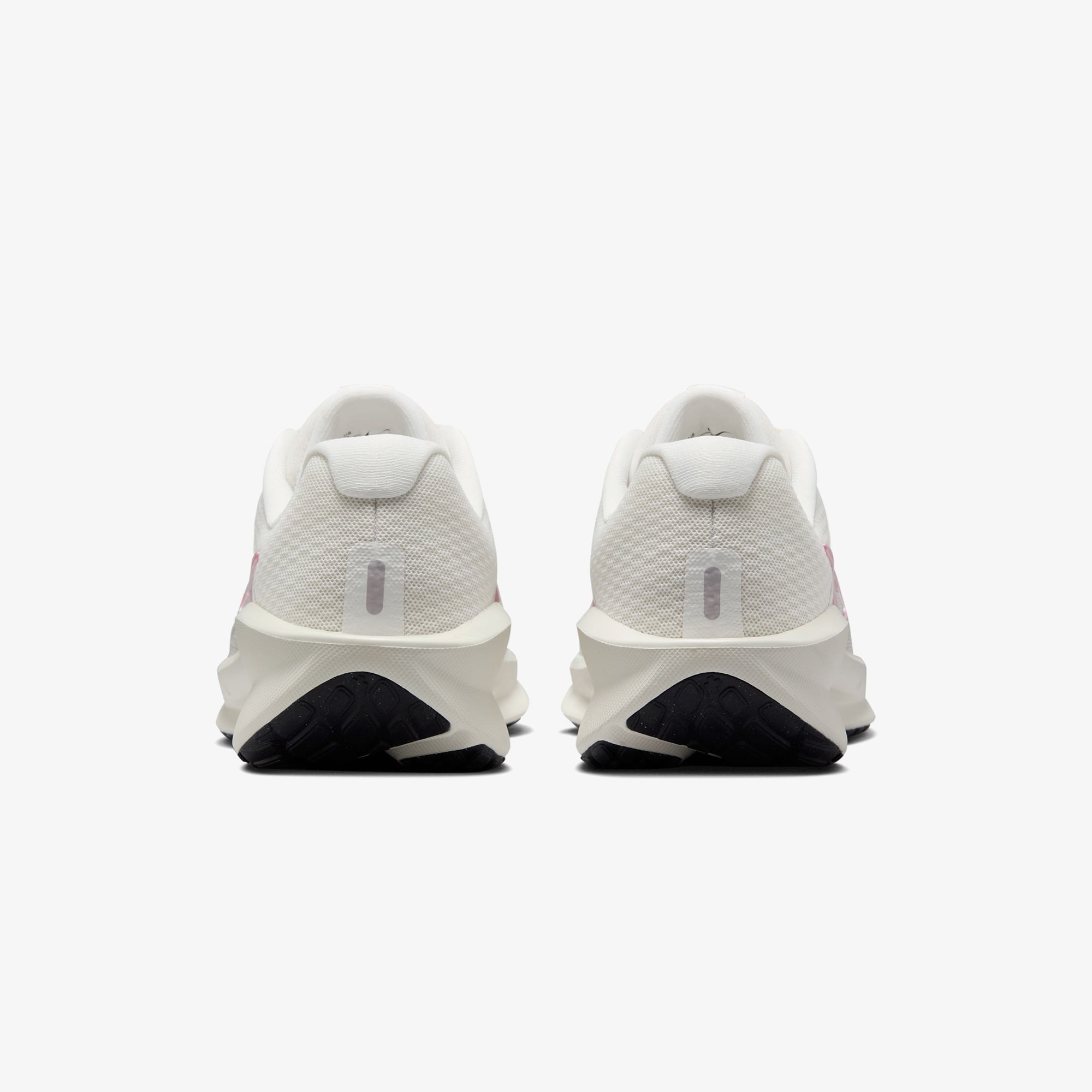 Nike Downshifter 13 Kadın Krem Rengi Koşu Ayakkabısı