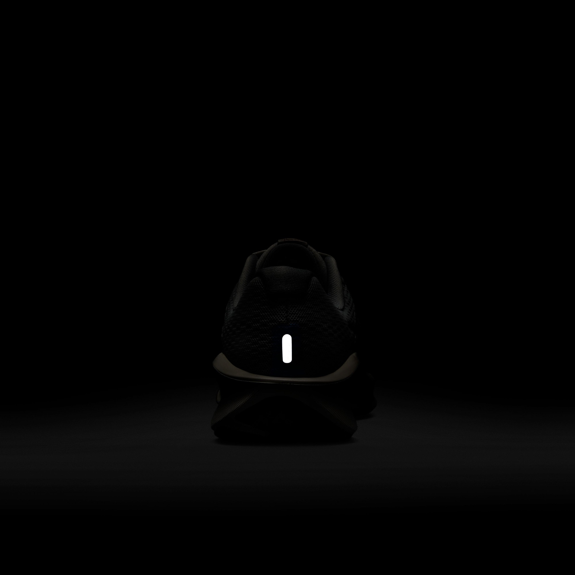 Nike Downshifter 13 Kadın Gri Koşu Ayakkabısı