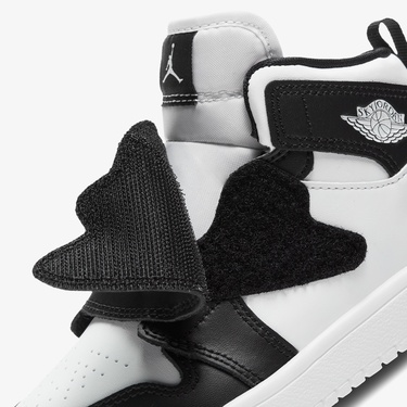  Jordan Sky 1 Çocuk Siyah Spor Ayakkabı