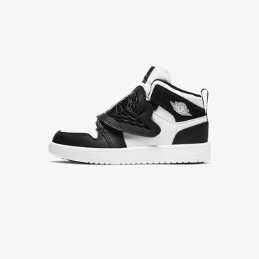  Jordan Sky 1 Çocuk Siyah Spor Ayakkabı