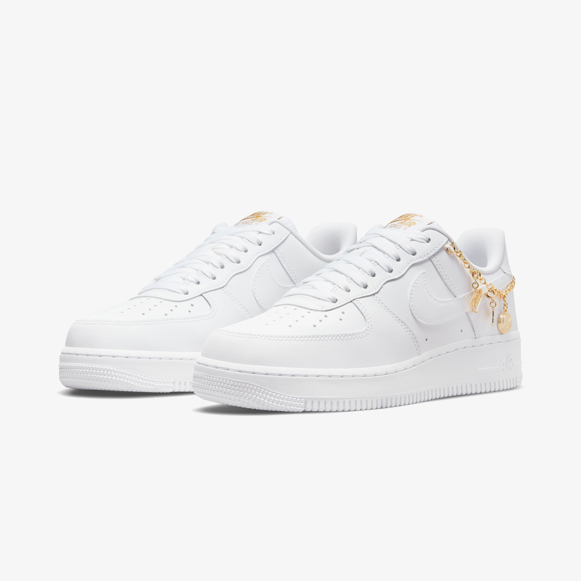 Nike Beyaz Nike Air Force 1 LX