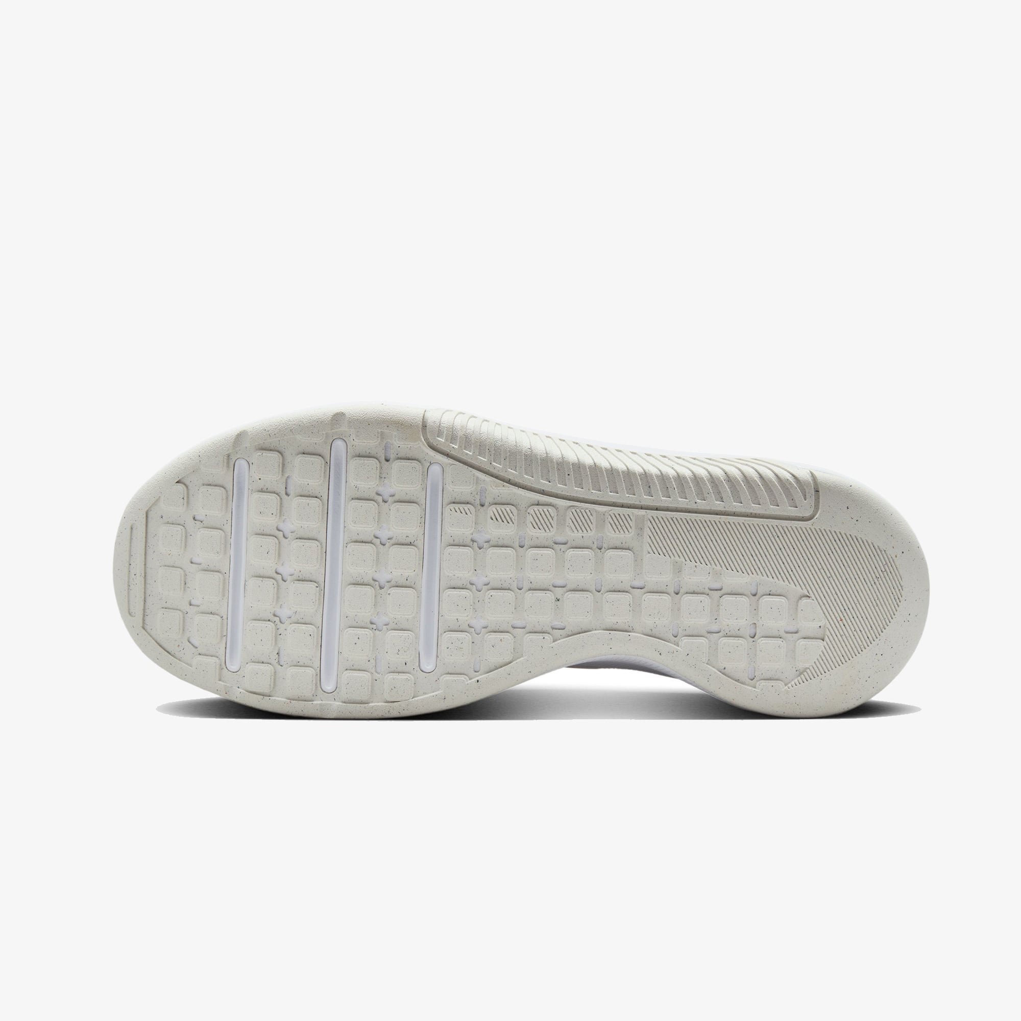 Nike MC Trainer 3 Kadın Beyaz Spor Ayakkabı