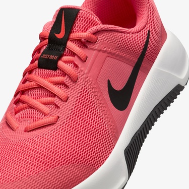  Nike MC Trainer 3 Kadın Turuncu Spor Ayakkabı