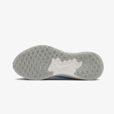  Nike Revolution 7 Kadın Gri Koşu Ayakkabısı