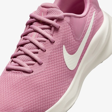 Nike Revolution 7 Kadın Pembe Koşu Ayakkabısı