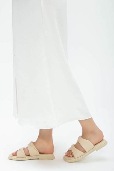  Tamer Tanca Kadın Hakiki Deri Bej Düz Terlik