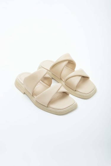  Tamer Tanca Kadın Hakiki Deri Bej Düz Terlik