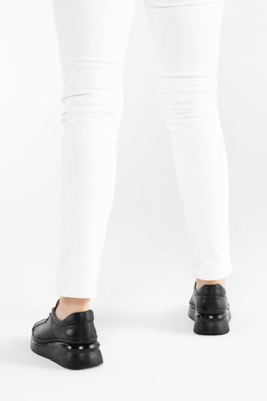  Tamer Tanca Kadın Hakiki Deri Siyah Deri Comfort Ayakkabı