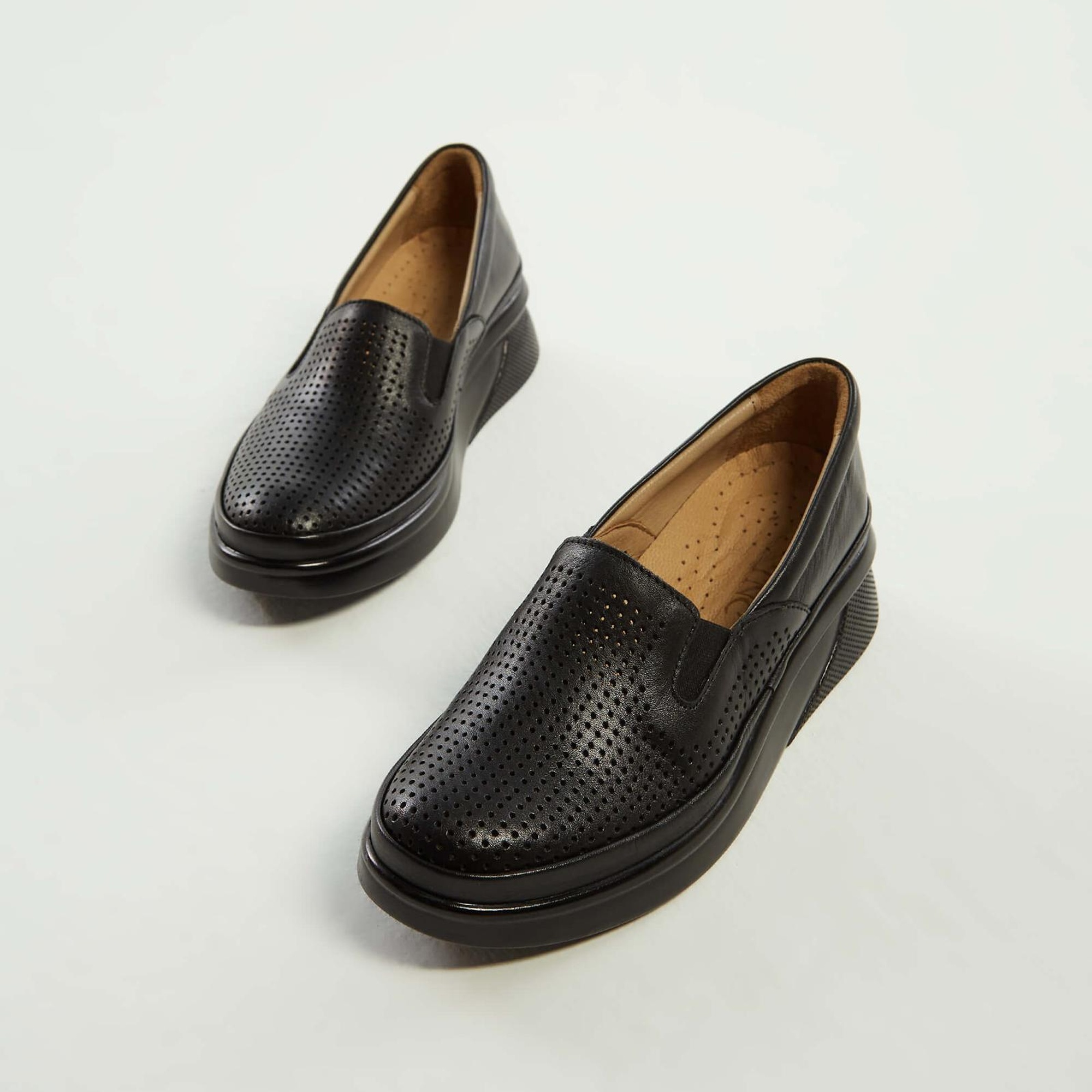 Tamer Tanca Kadın Hakiki Deri Siyah Deri Comfort Ayakkabı