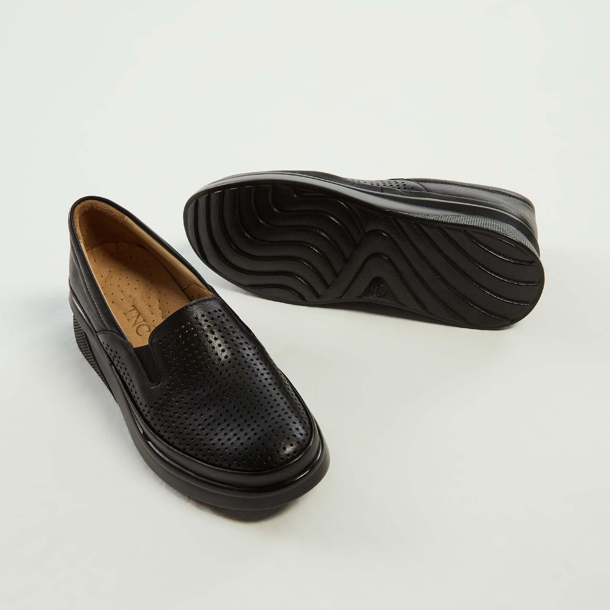 Tamer Tanca Kadın Hakiki Deri Siyah Deri Comfort Ayakkabı