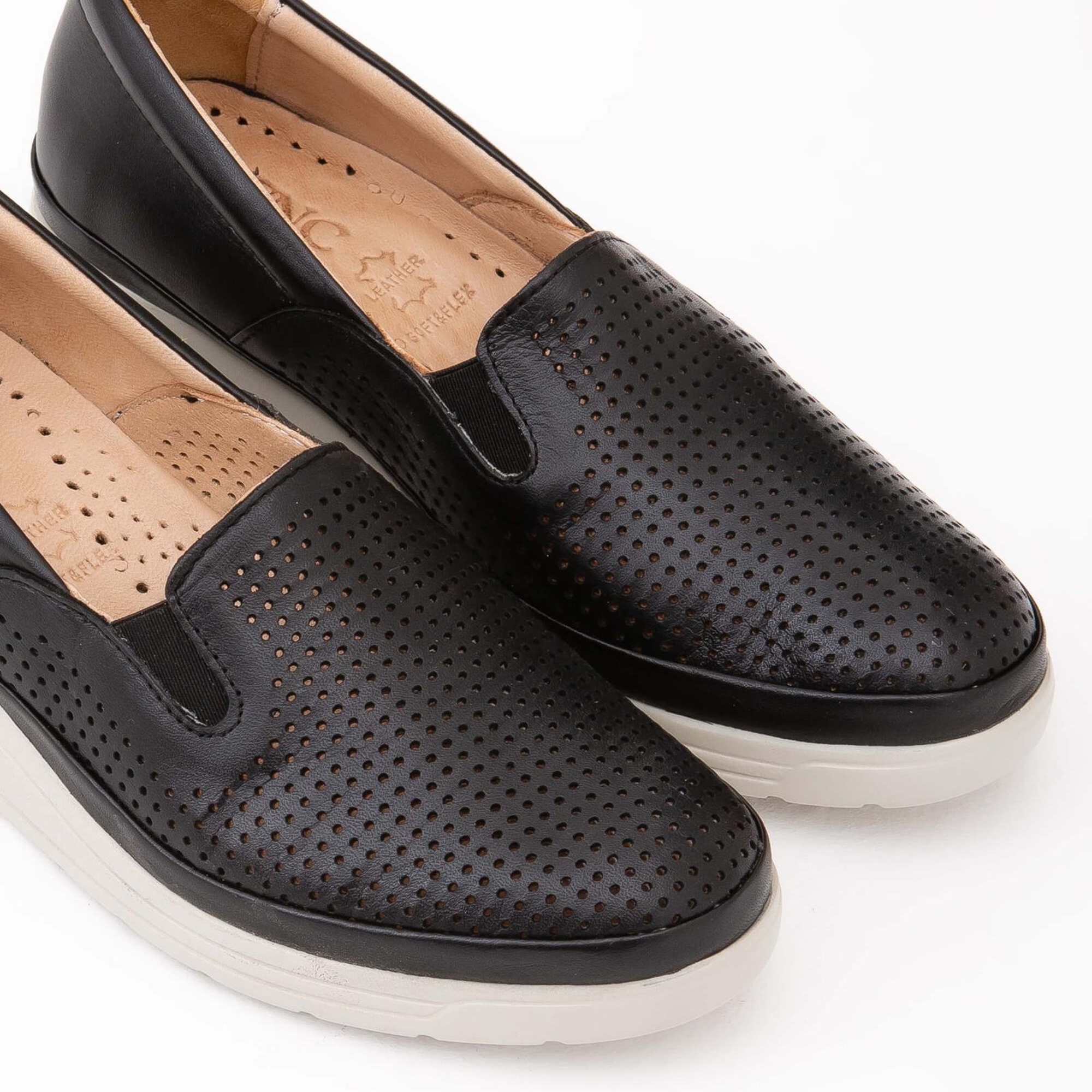 Tamer Tanca Kadın Hakiki Deri Siyah Deri Comfort Ayakkabı