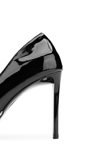  Tamer Tanca Kadın Hakiki Deri Siyah Rugan Topuklu Ayakkabı