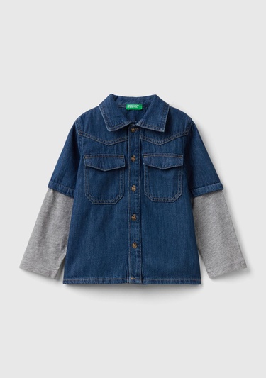  Erkek Çocuk Lacivert Yama Cepli Yırtmaçlı Düğmeli Çift Kat Denim Gömlek