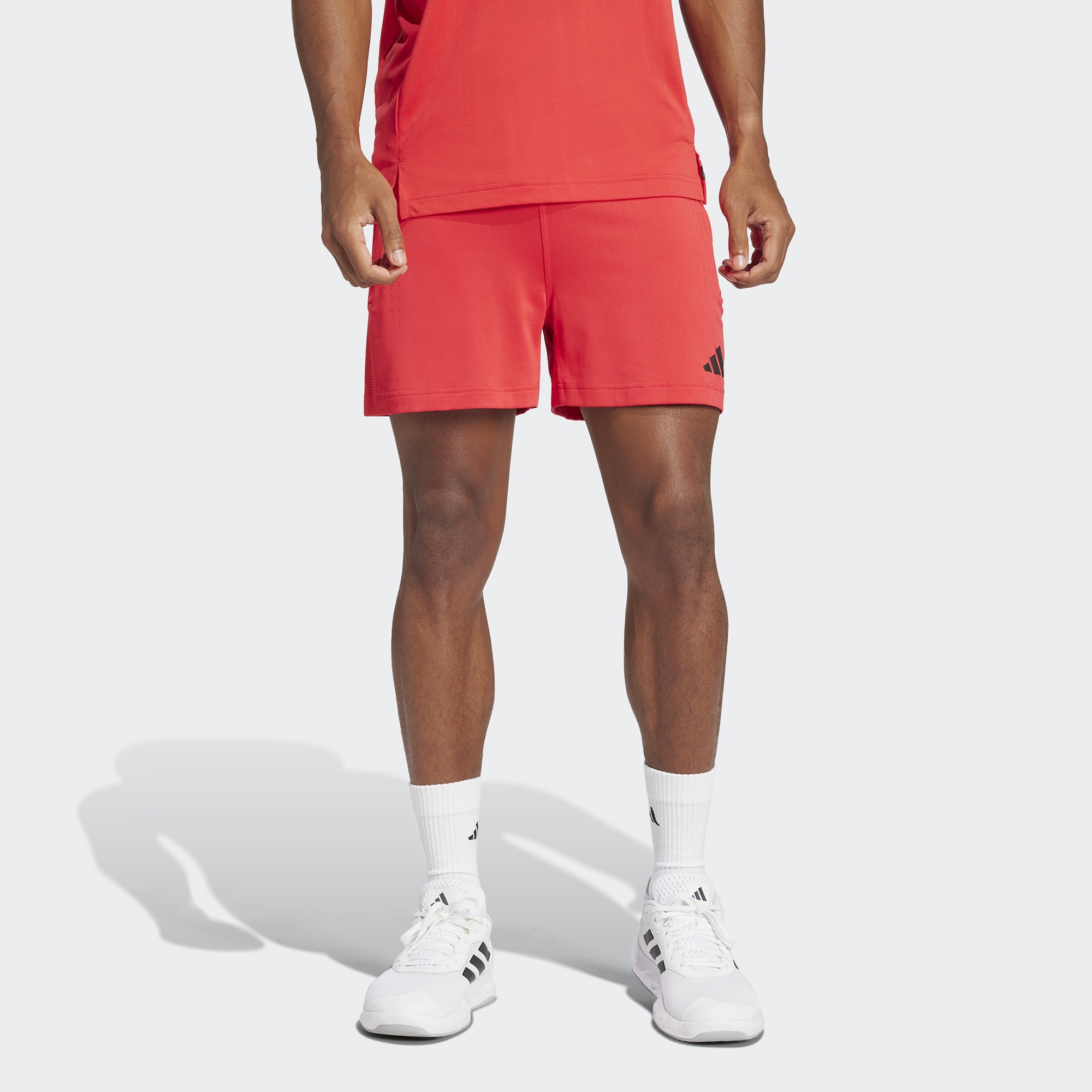 adidas Archill Erkek Kırmızı Antrenman Şortu